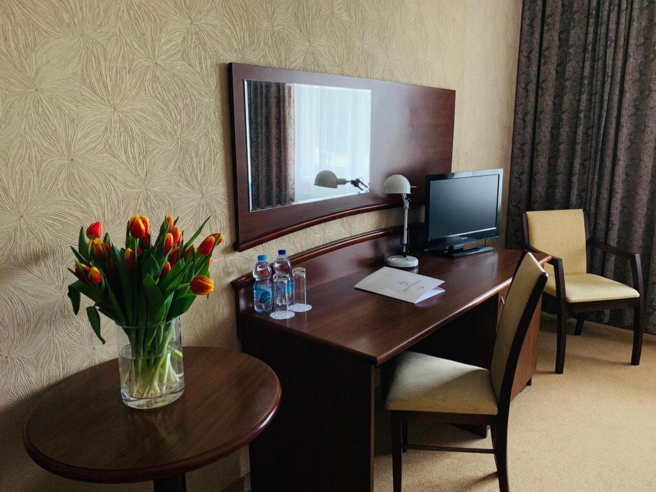 Hotel Rozdroze Nieborów 외부 사진