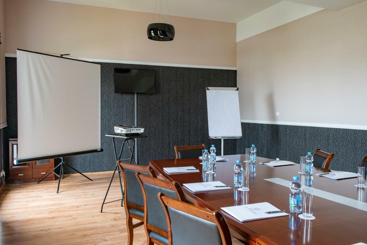 Hotel Rozdroze Nieborów 외부 사진