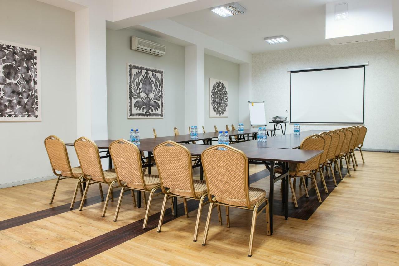 Hotel Rozdroze Nieborów 외부 사진