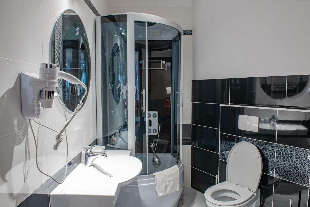 Hotel Rozdroze Nieborów 외부 사진